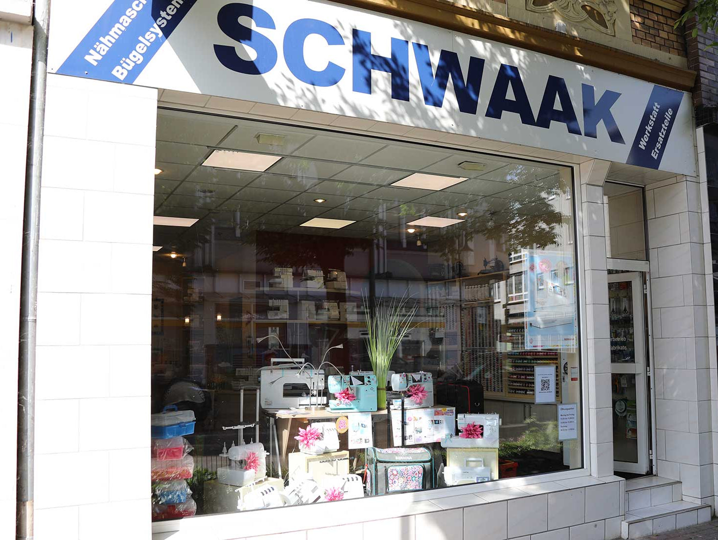 Nähmaschine kaufen in Dinslaken – worauf sollte man wirklich achten? - Nähmaschinen SCHWAAK