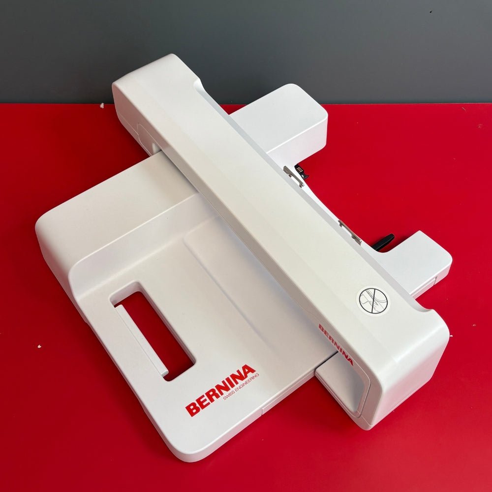 Bernina B 590 mit SDT Stickmodul Gebrauchtmodell - Nähmaschinen SCHWAAK