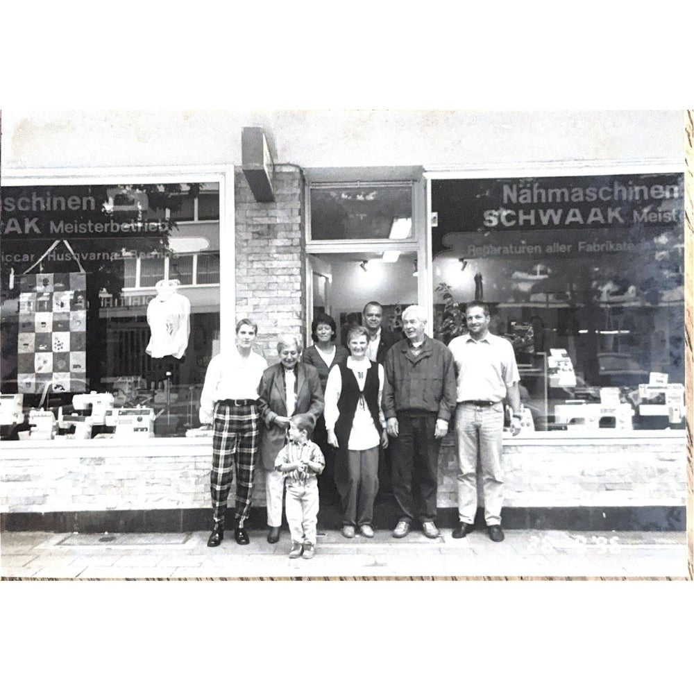 Nähmaschinen Reparatur in Dinslaken – Meisterwerkstatt für Näh-, Overlock- und Stickmaschinen seit 1946 - Nähmaschinen SCHWAAK