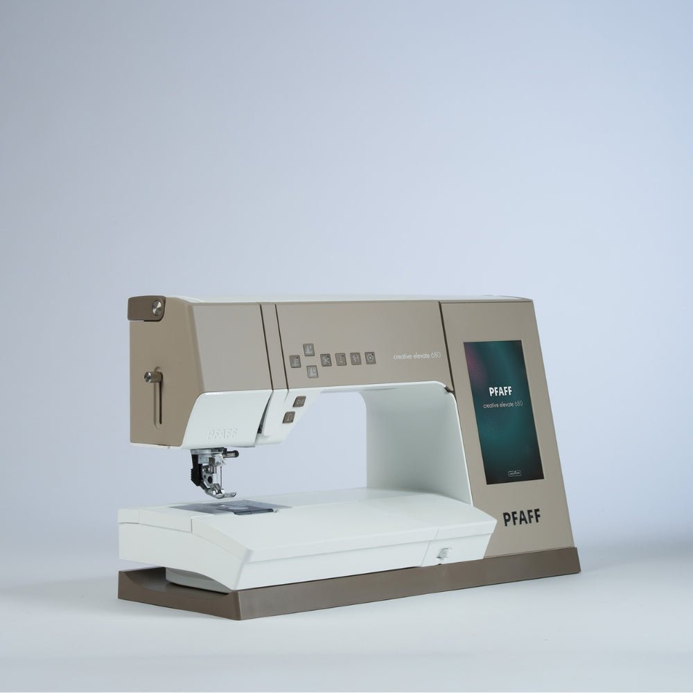 Pfaff creative performance 680 - Nähmaschinen Schwaak GmbH