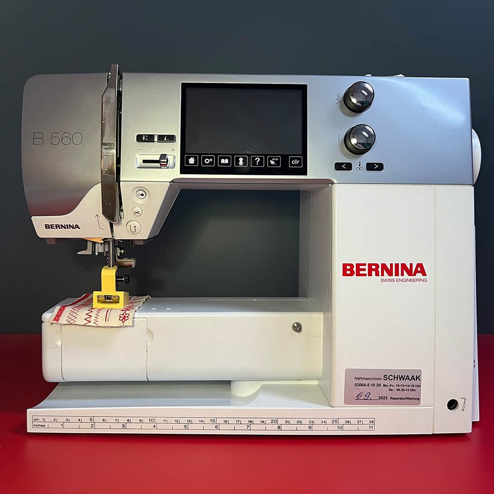 Bernina B 560 Gebrauchtmodell - Nähmaschinen SCHWAAK