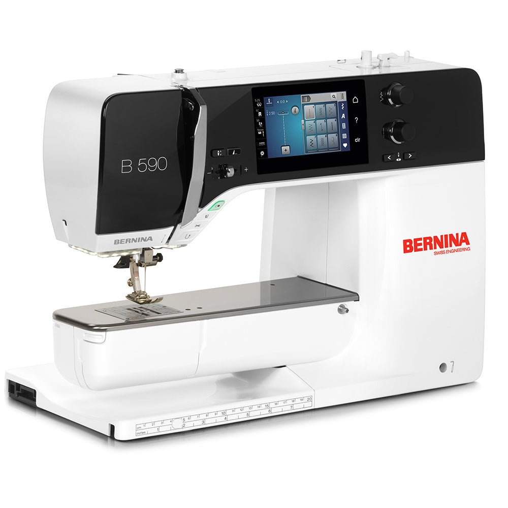 Bernina B 590 mit SDT Stickmodul - Nähmaschinen SCHWAAK