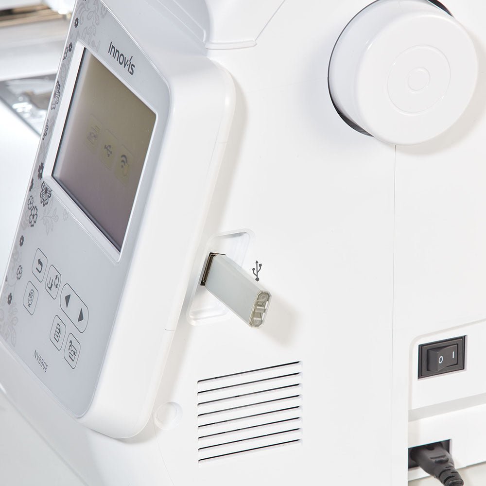 Brother Innov-is 880 E - Nähmaschinen SCHWAAK