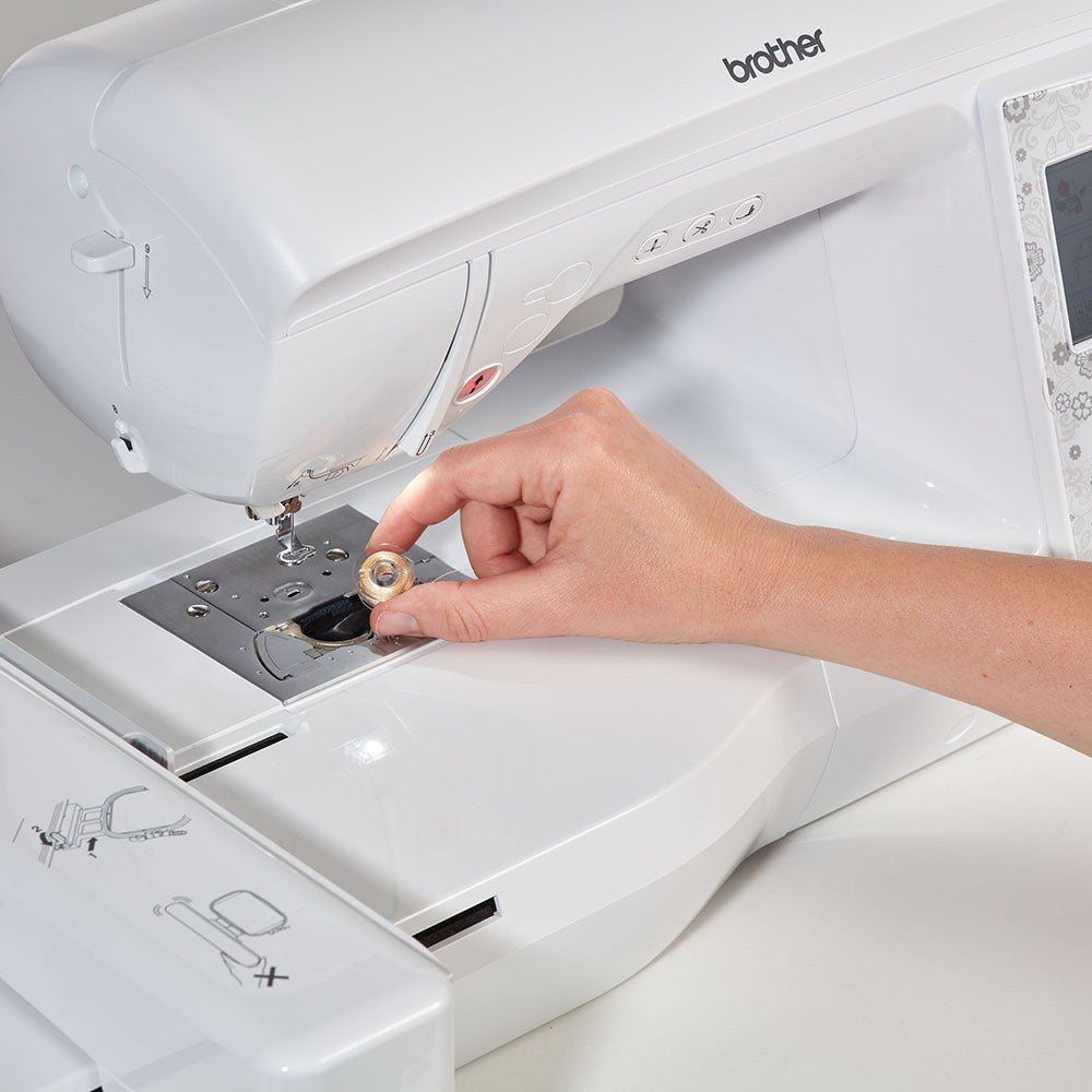 Brother Innov-is 880 E - Nähmaschinen SCHWAAK