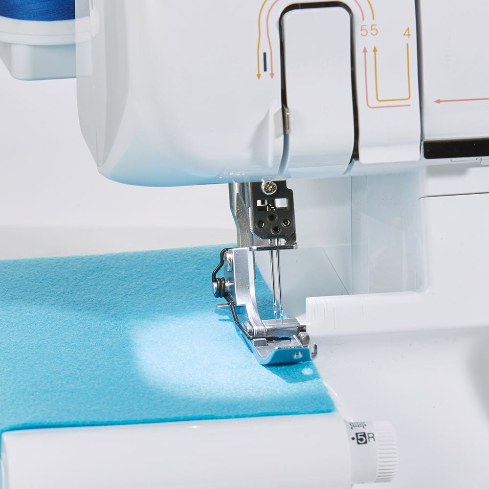 Brother Overlock 2104D - Nähmaschinen SCHWAAK