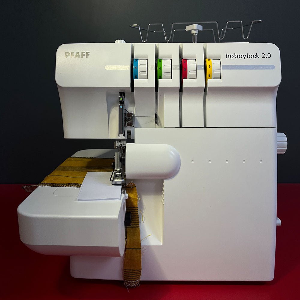Pfaff hobbylock 2.0 Gebrauchtmodell - Nähmaschinen SCHWAAK